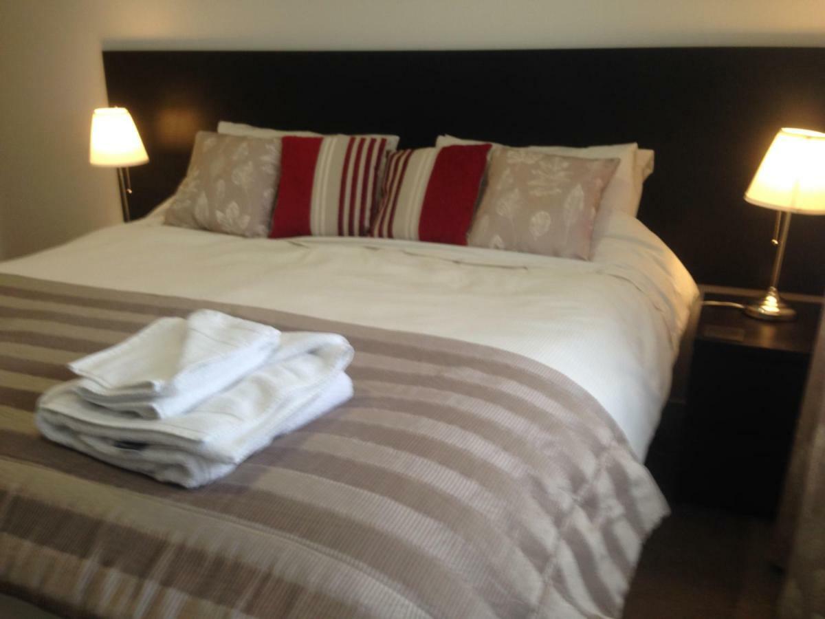 Cloverlea Cottages Бристол Екстериор снимка